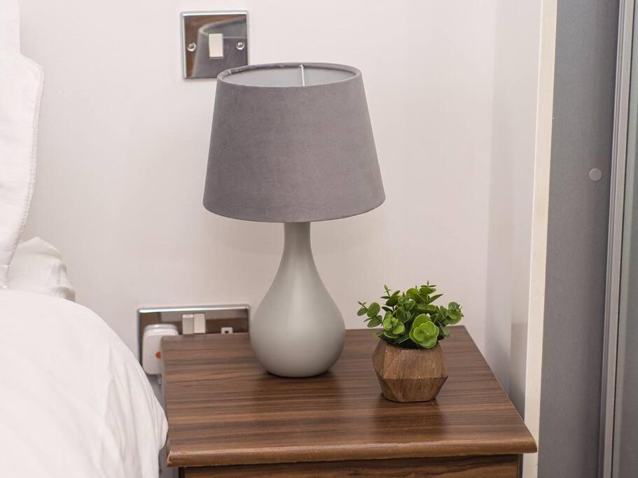 Lovely 1 Bedroom Apartment - Bham City Centre 伯明翰 外观 照片
